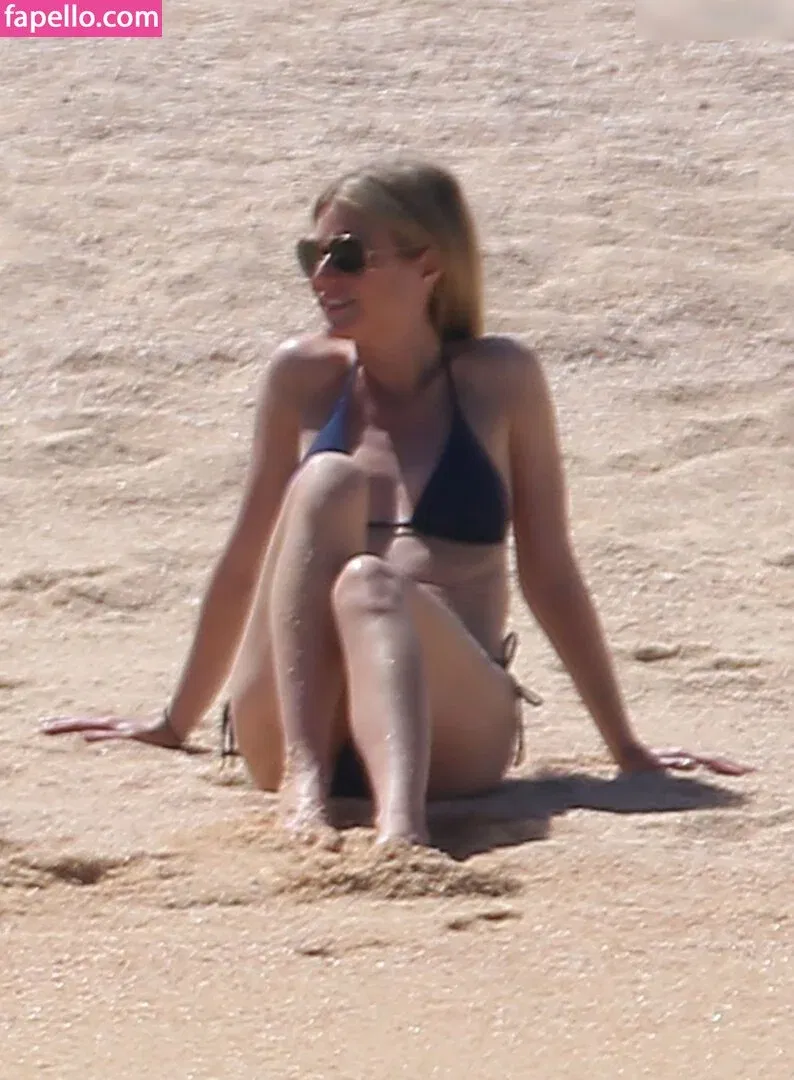 Gwyneth Paltrow / GwynethPaltrow Onlyfans Photo Gallery 