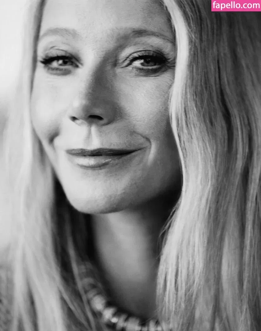 Gwyneth Paltrow / GwynethPaltrow Onlyfans Photo Gallery 