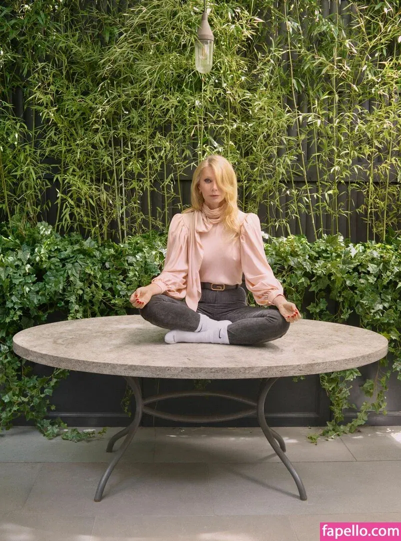 Gwyneth Paltrow / GwynethPaltrow Onlyfans Photo Gallery 