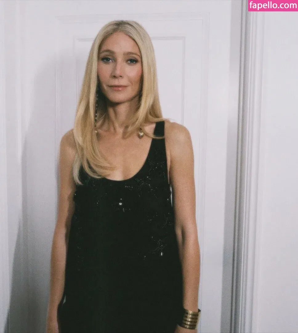 Gwyneth Paltrow / GwynethPaltrow Onlyfans Photo Gallery 
