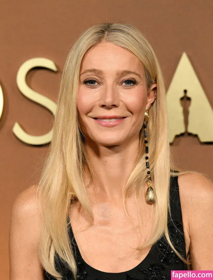 Gwyneth Paltrow / GwynethPaltrow Onlyfans Photo Gallery 