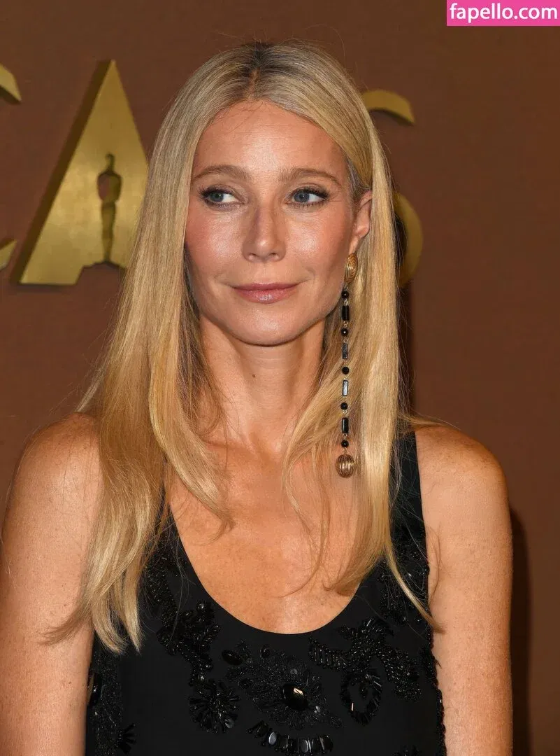 Gwyneth Paltrow / GwynethPaltrow Onlyfans Photo Gallery 