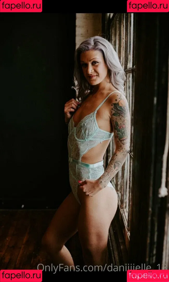 daniiiielle_13 Onlyfans Photo Gallery 