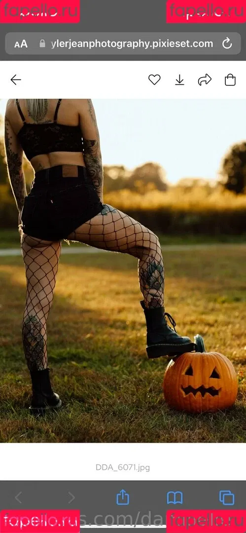 daniiiielle_13 Onlyfans Photo Gallery 