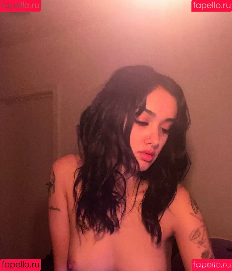 Akasha Collins / Arivalilith Onlyfans Photo Gallery 