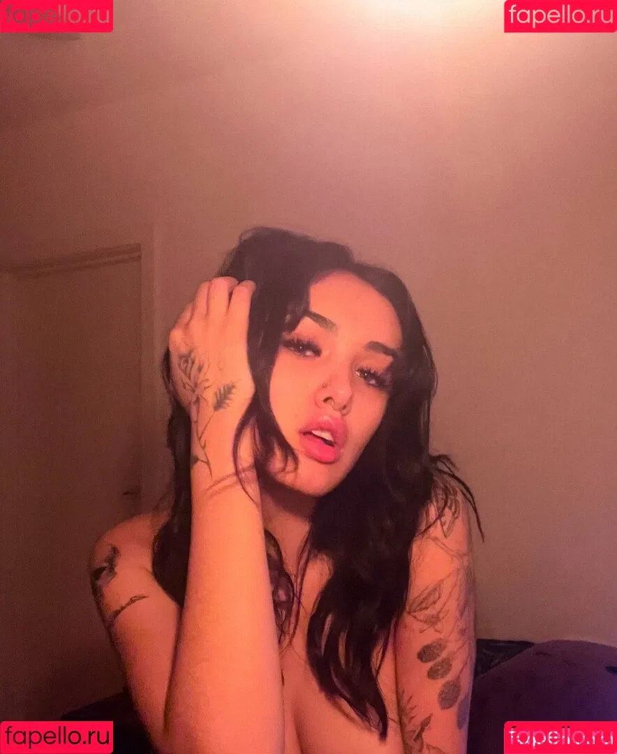 Akasha Collins / Arivalilith Onlyfans Photo Gallery 