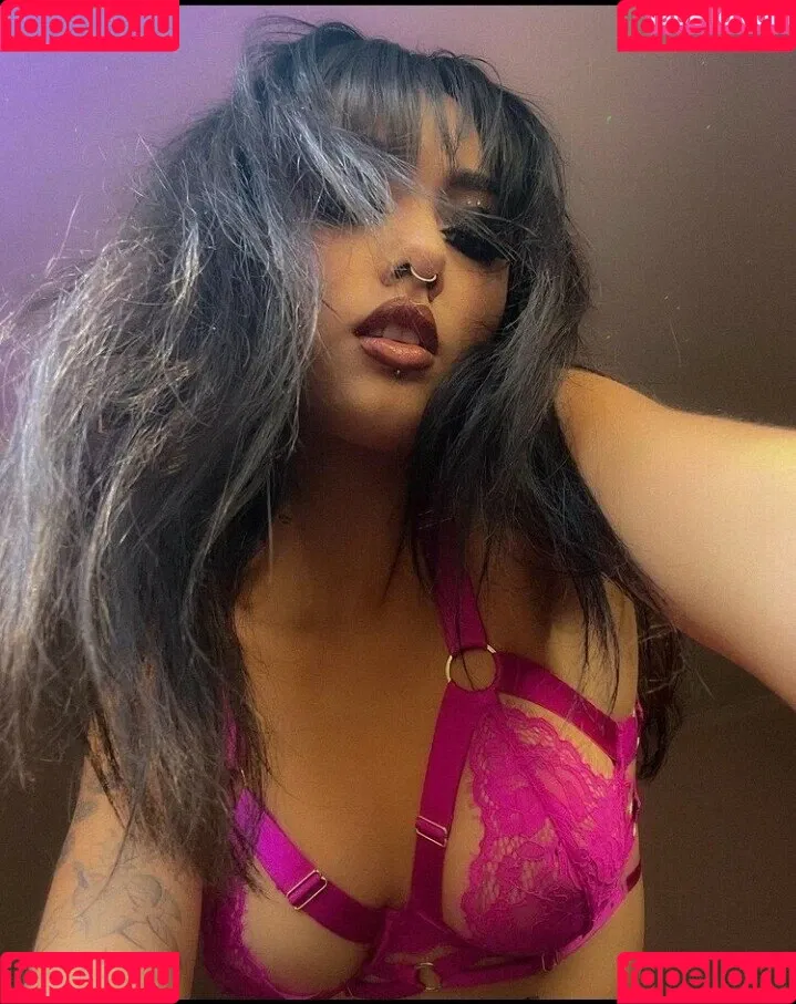 Akasha Collins / Arivalilith Onlyfans Photo Gallery 