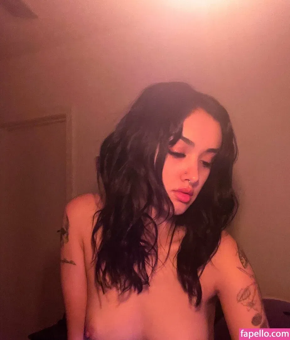 Akasha Collins / Arivalilith Onlyfans Photo Gallery 