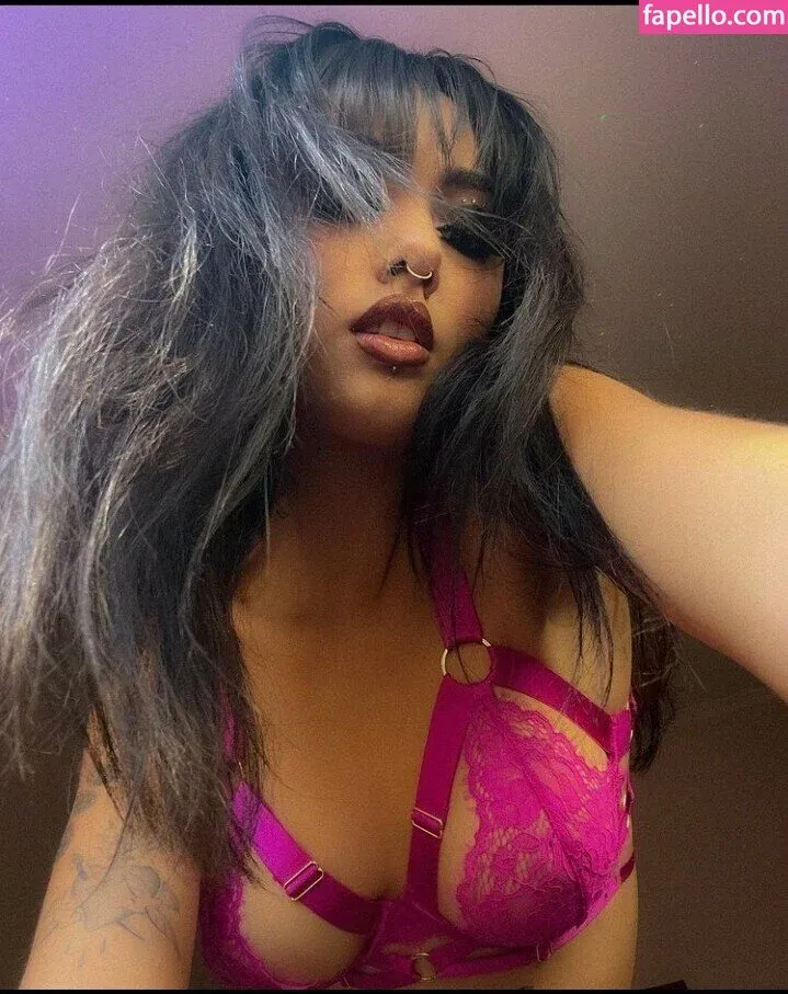 Akasha Collins / Arivalilith Onlyfans Photo Gallery 