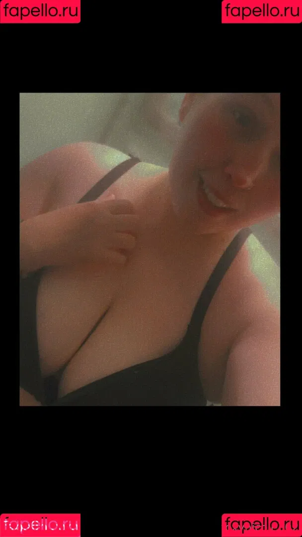 foxynicole95 / foxynicole_ Onlyfans Photo Gallery 