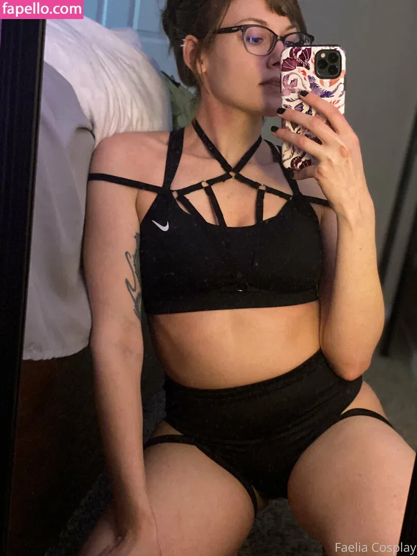 faeliafire / justfaelia Onlyfans Photo Gallery 