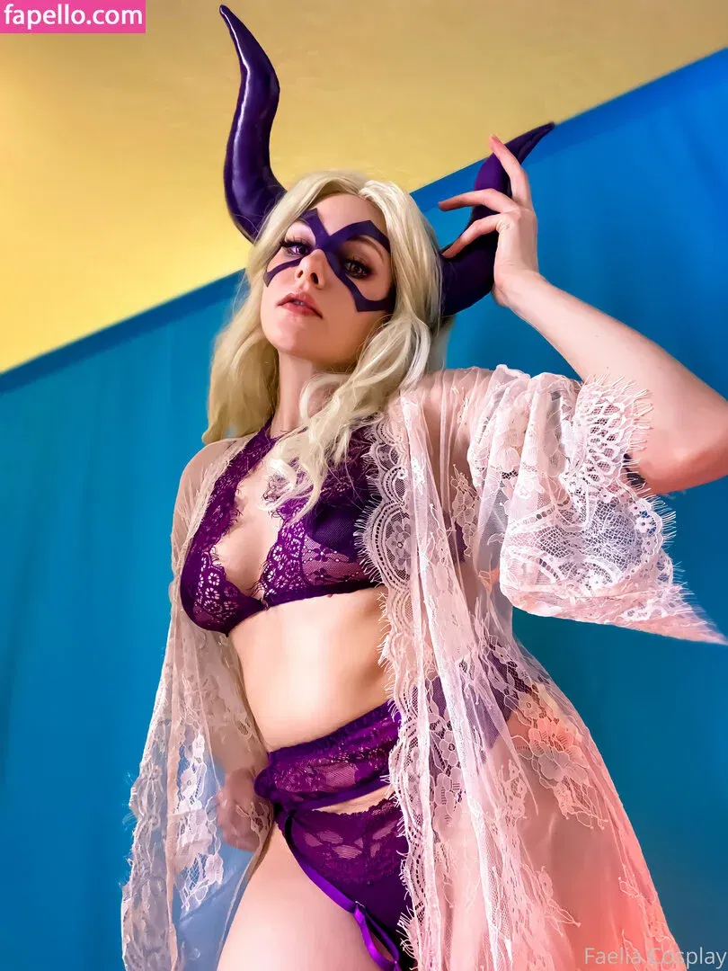 faeliafire / justfaelia Onlyfans Photo Gallery 