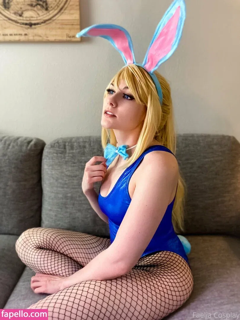 faeliafire / justfaelia Onlyfans Photo Gallery 