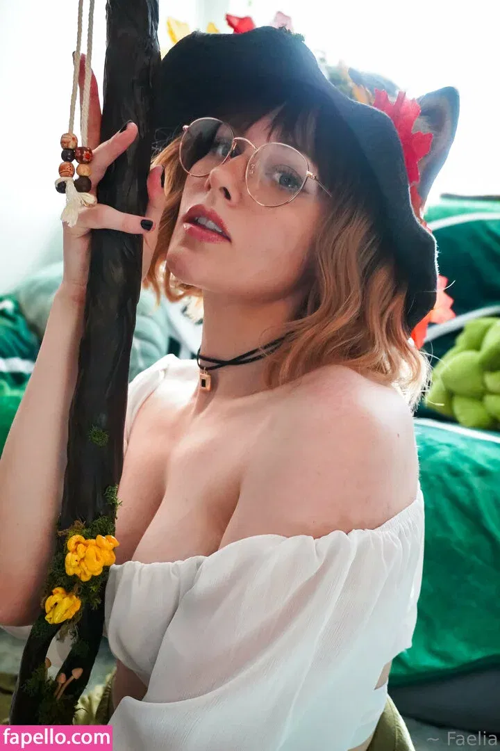 faeliafire / justfaelia Onlyfans Photo Gallery 