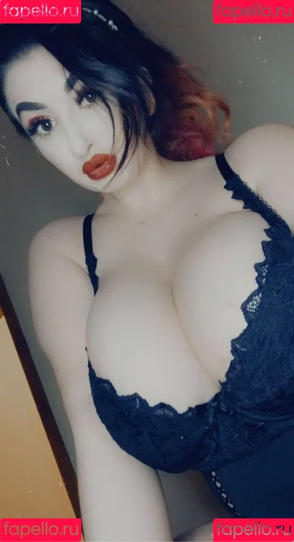 busty_beauty_girls / bustyaltgirl Onlyfans Photo Gallery 