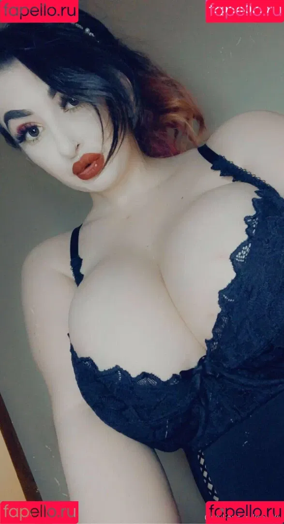 busty_beauty_girls / bustyaltgirl Onlyfans Photo Gallery 