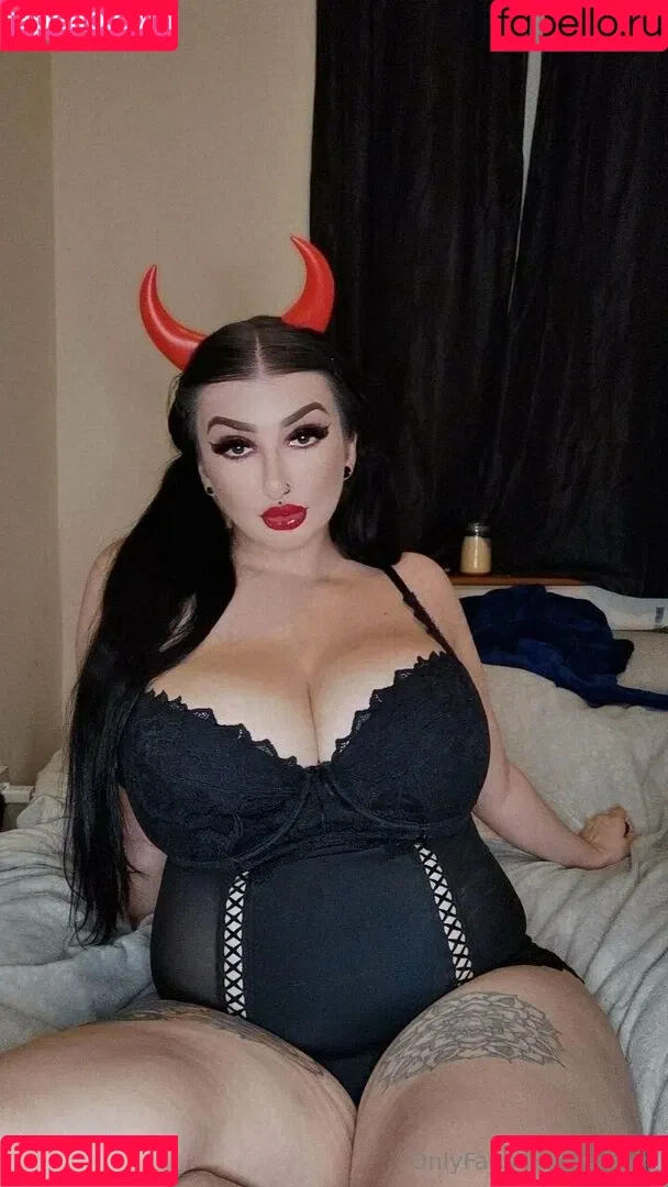 busty_beauty_girls / bustyaltgirl Onlyfans Photo Gallery 