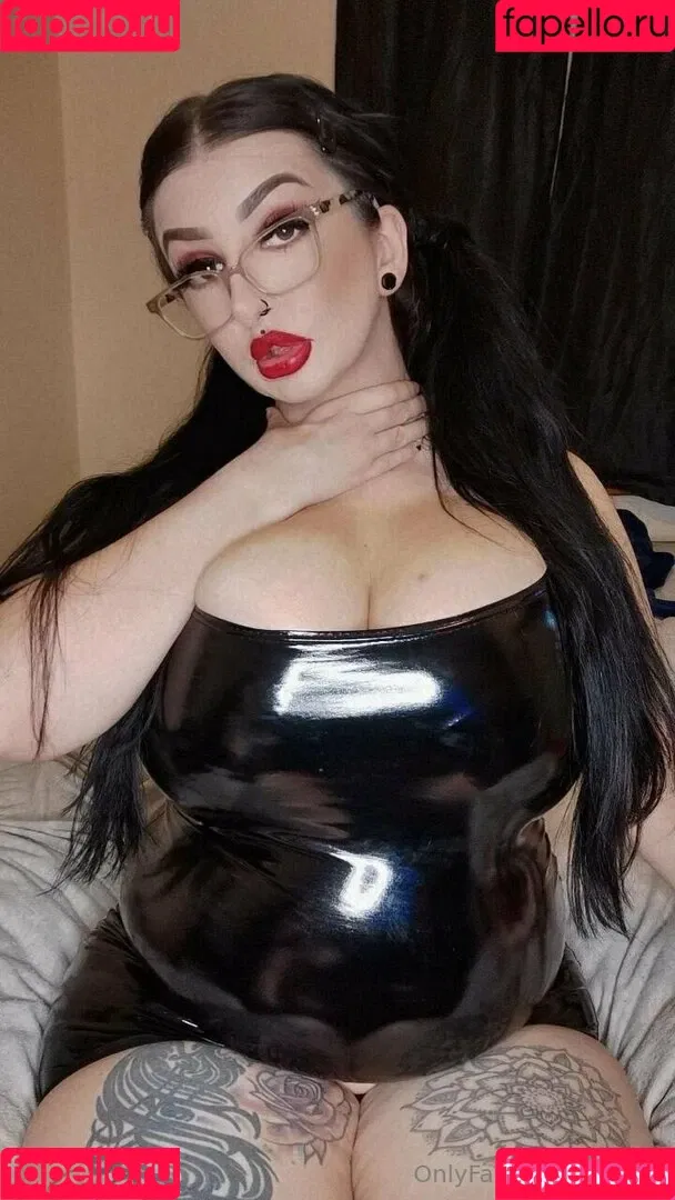 busty_beauty_girls / bustyaltgirl Onlyfans Photo Gallery 