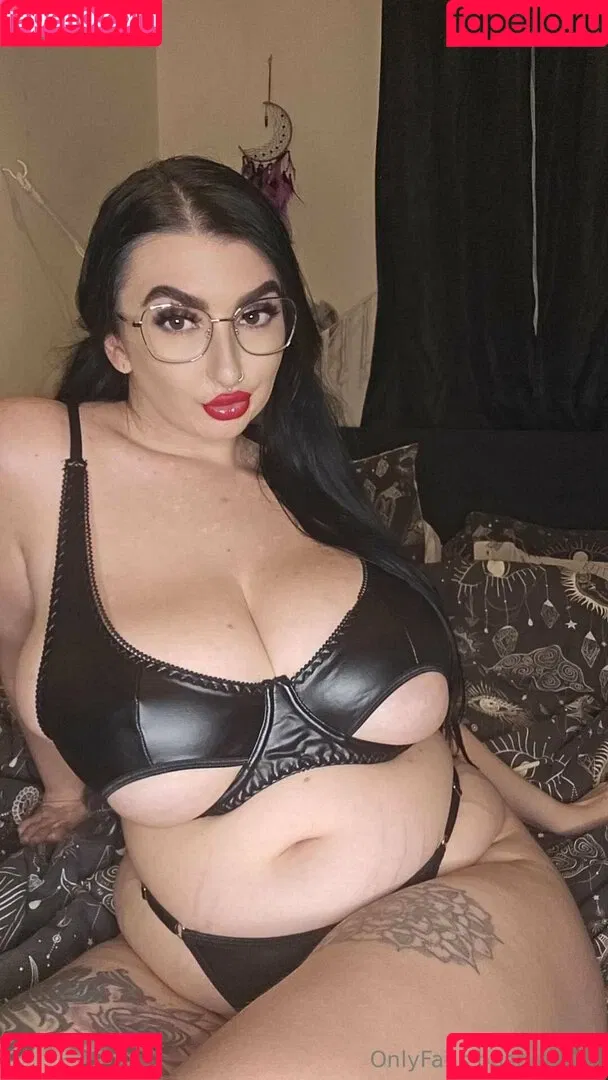 busty_beauty_girls / bustyaltgirl Onlyfans Photo Gallery 