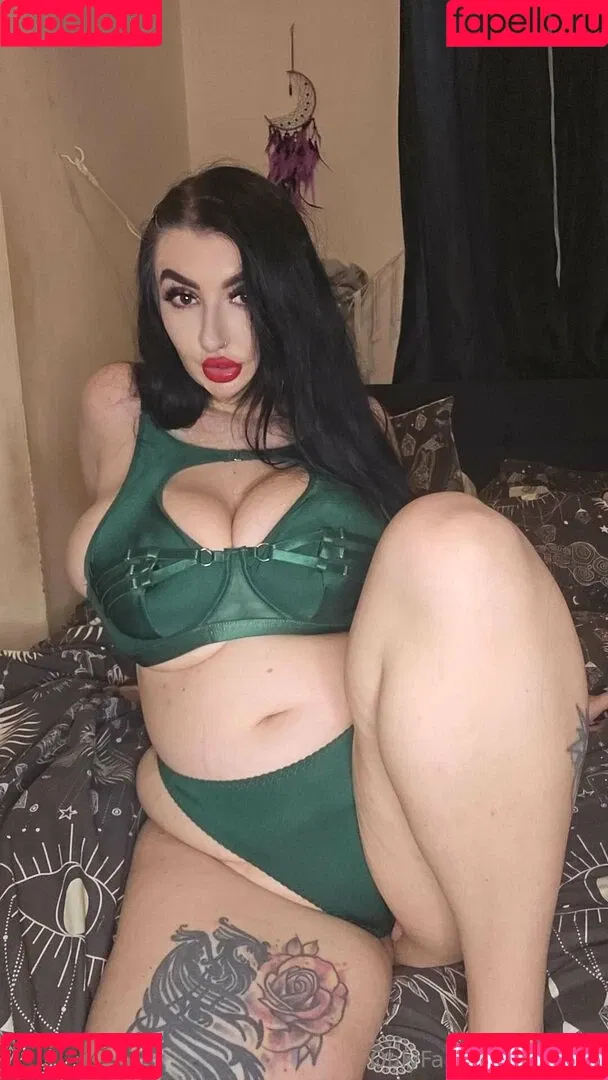 busty_beauty_girls / bustyaltgirl Onlyfans Photo Gallery 