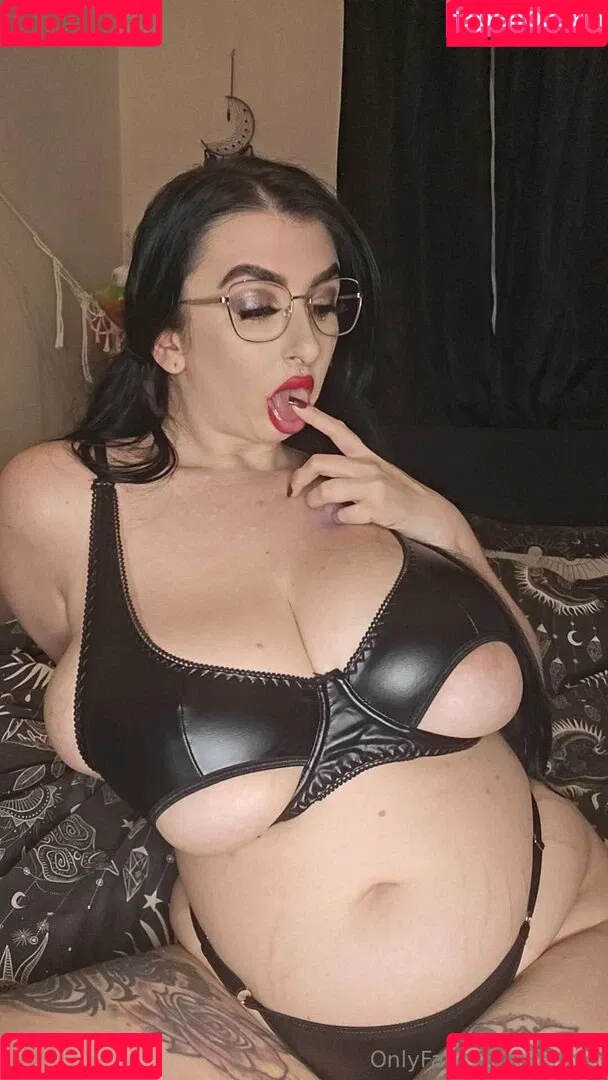 busty_beauty_girls / bustyaltgirl Onlyfans Photo Gallery 
