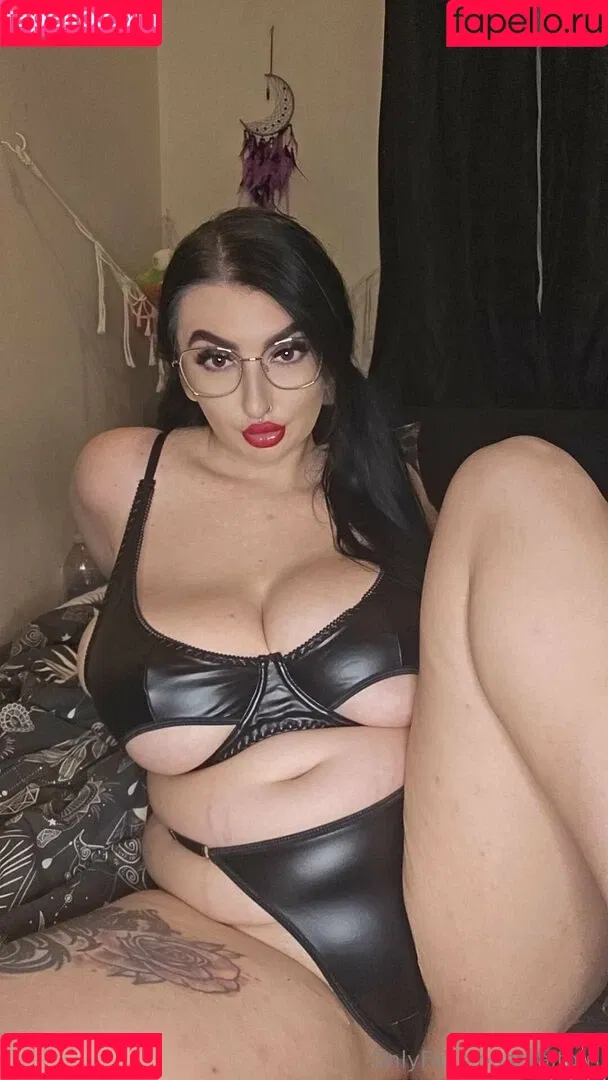 busty_beauty_girls / bustyaltgirl Onlyfans Photo Gallery 