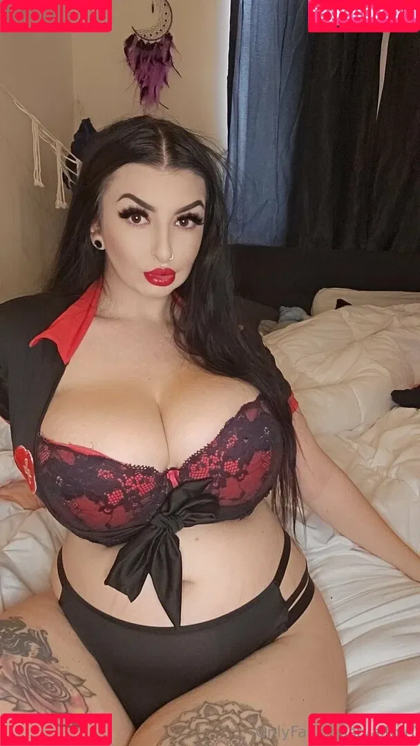 busty_beauty_girls / bustyaltgirl Onlyfans Photo Gallery 