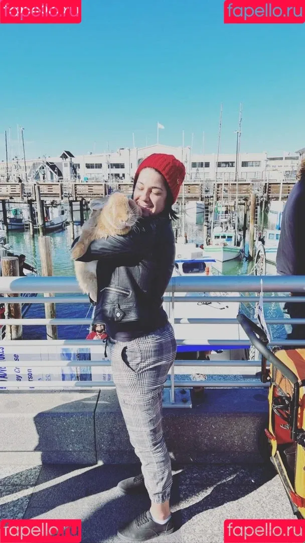 Bayley / Pamela Rose Martinez / bayley.r / https: / itsmebayley Onlyfans Photo Gallery 