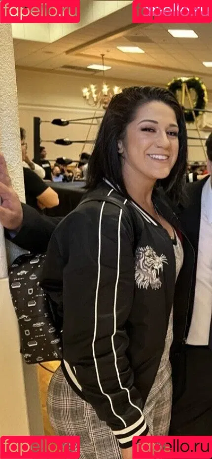 Bayley / Pamela Rose Martinez / bayley.r / https: / itsmebayley Onlyfans Photo Gallery 