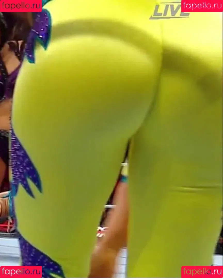 Bayley / Pamela Rose Martinez / bayley.r / https: / itsmebayley Onlyfans Photo Gallery 