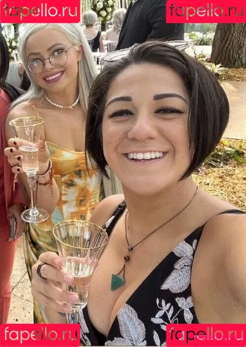 Bayley / Pamela Rose Martinez / bayley.r / https: / itsmebayley Onlyfans Photo Gallery 
