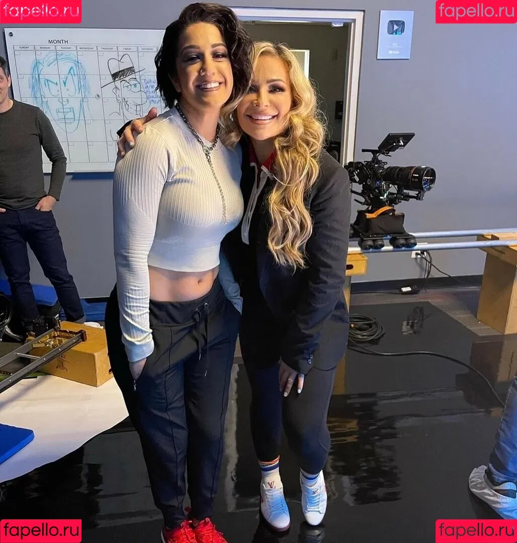 Bayley / Pamela Rose Martinez / bayley.r / https: / itsmebayley Onlyfans Photo Gallery 