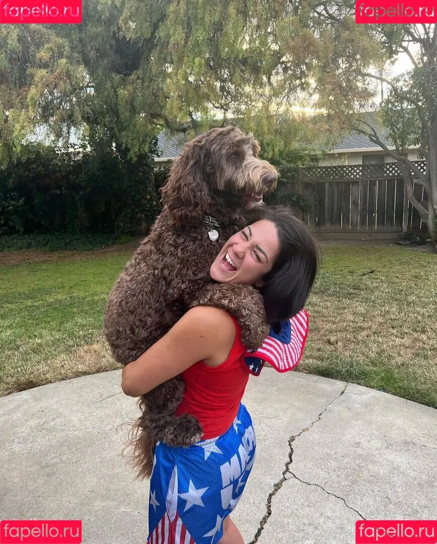 Bayley / Pamela Rose Martinez / bayley.r / https: / itsmebayley Onlyfans Photo Gallery 