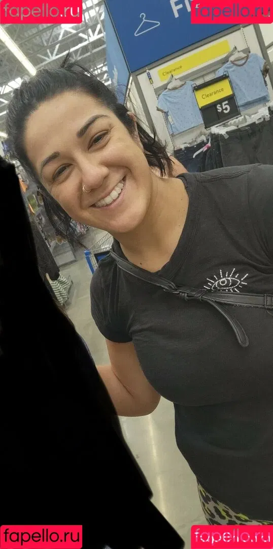 Bayley / Pamela Rose Martinez / bayley.r / https: / itsmebayley Onlyfans Photo Gallery 