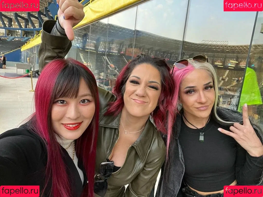 Bayley / Pamela Rose Martinez / bayley.r / https: / itsmebayley Onlyfans Photo Gallery 