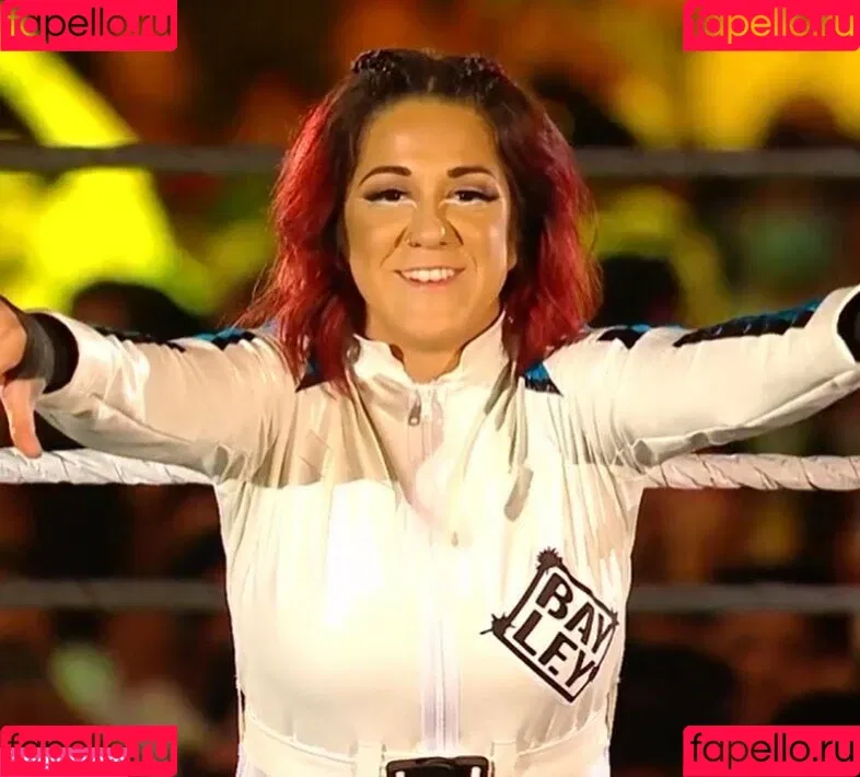 Bayley / Pamela Rose Martinez / bayley.r / https: / itsmebayley Onlyfans Photo Gallery 