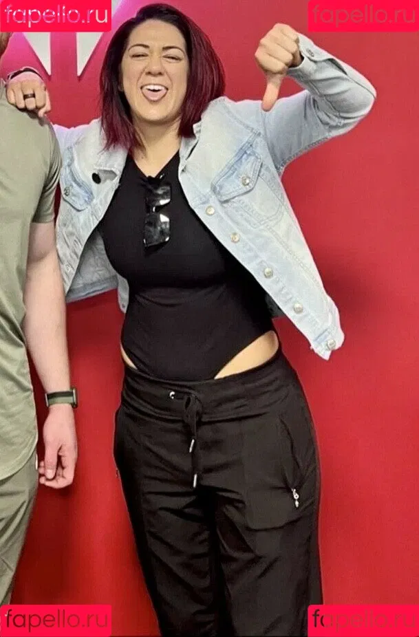 Bayley / Pamela Rose Martinez / bayley.r / https: / itsmebayley Onlyfans Photo Gallery 