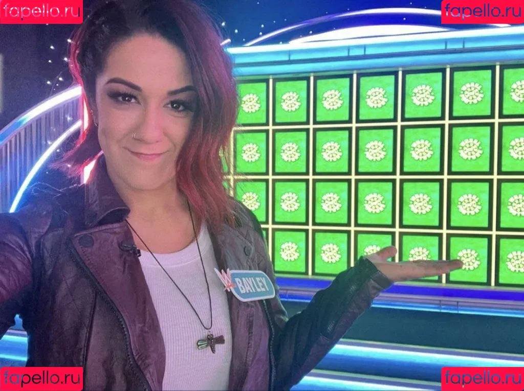 Bayley / Pamela Rose Martinez / bayley.r / https: / itsmebayley Onlyfans Photo Gallery 