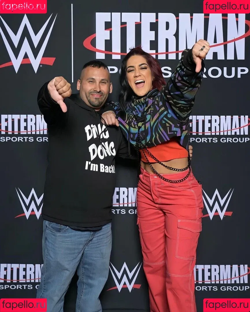 Bayley / Pamela Rose Martinez / bayley.r / https: / itsmebayley Onlyfans Photo Gallery 