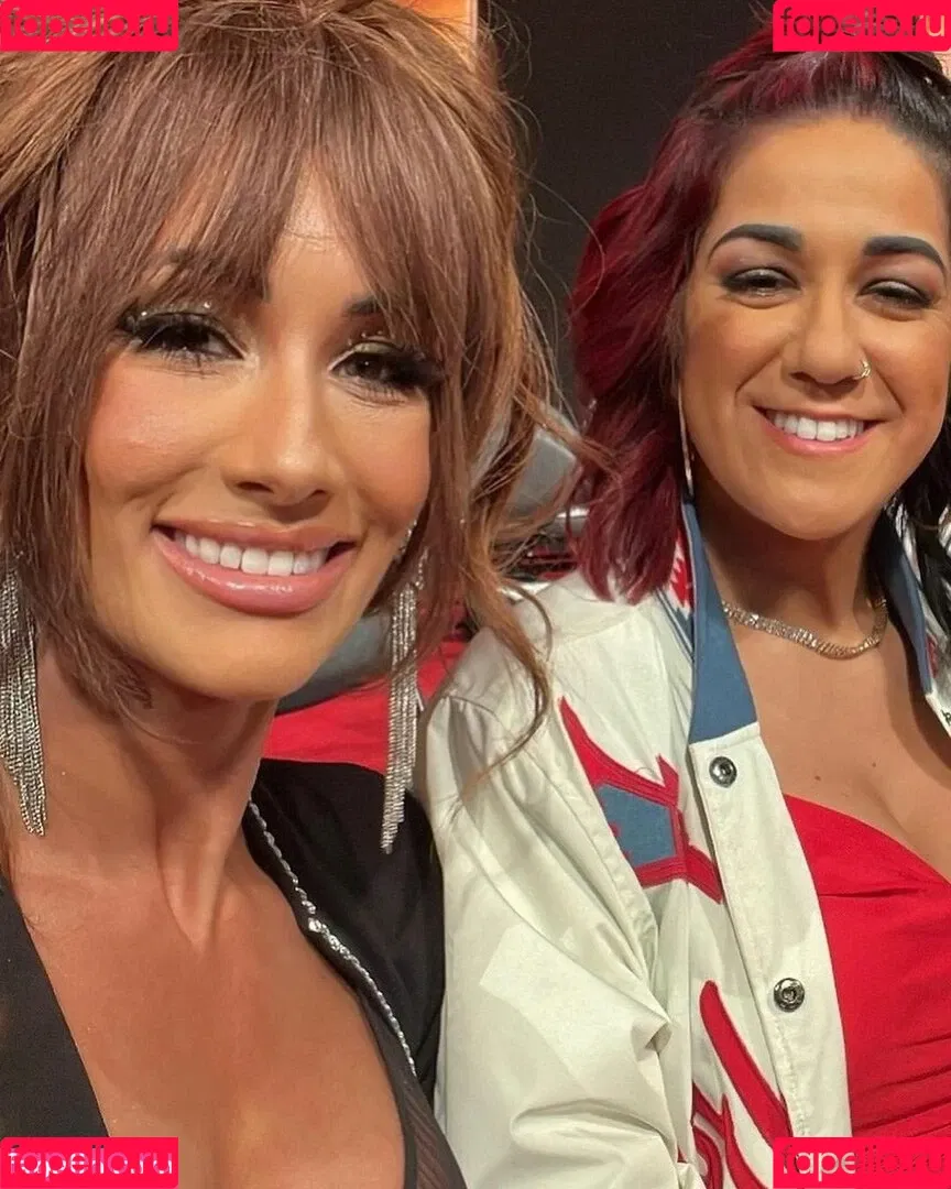 Bayley / Pamela Rose Martinez / bayley.r / https: / itsmebayley Onlyfans Photo Gallery 