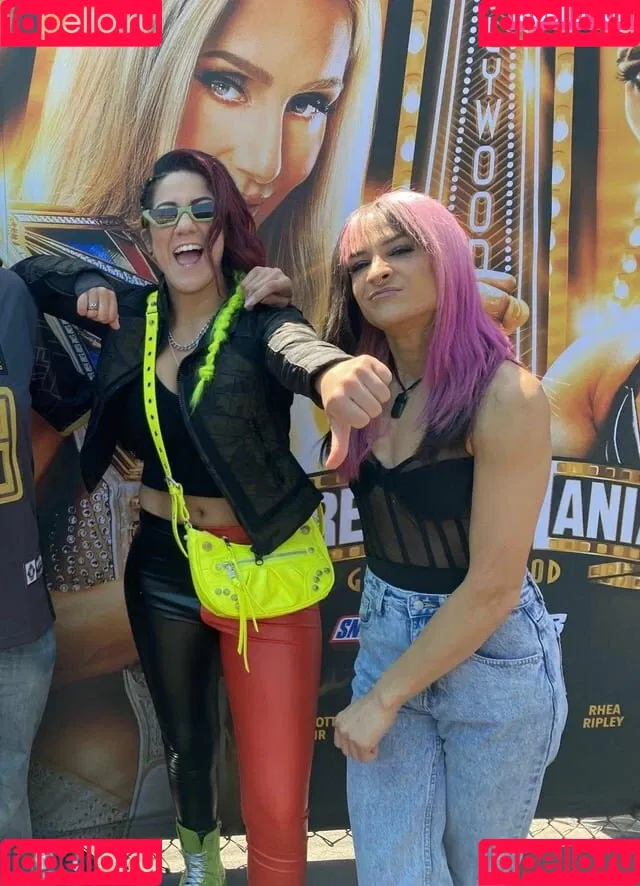 Bayley / Pamela Rose Martinez / bayley.r / https: / itsmebayley Onlyfans Photo Gallery 