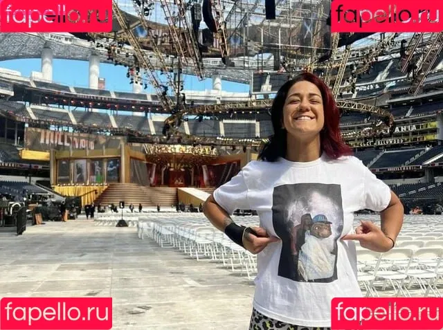 Bayley / Pamela Rose Martinez / bayley.r / https: / itsmebayley Onlyfans Photo Gallery 
