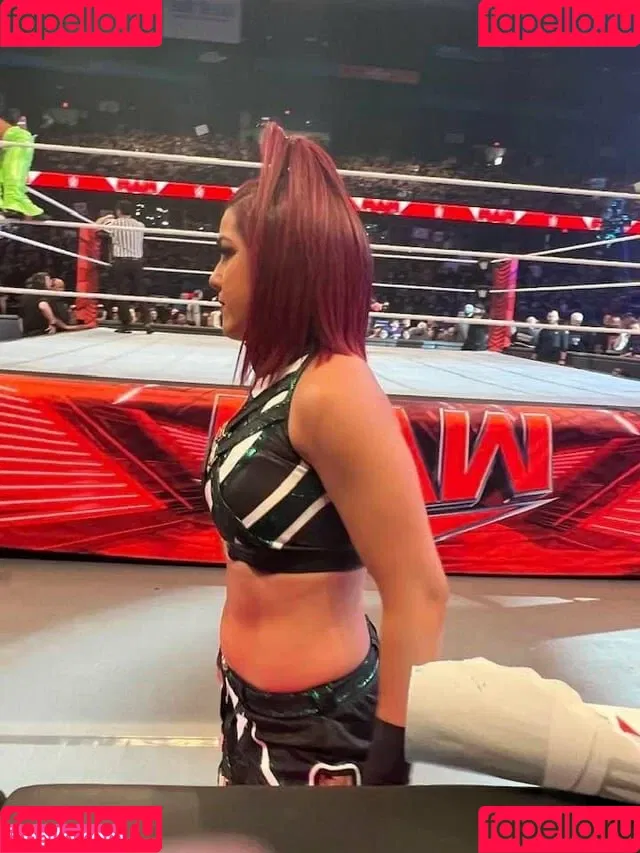 Bayley / Pamela Rose Martinez / bayley.r / https: / itsmebayley Onlyfans Photo Gallery 