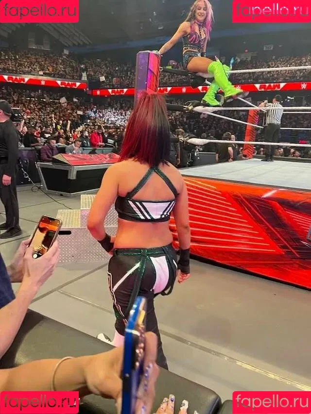 Bayley / Pamela Rose Martinez / bayley.r / https: / itsmebayley Onlyfans Photo Gallery 
