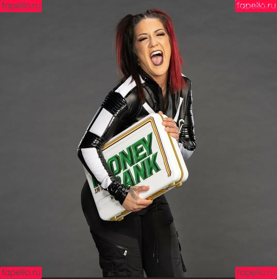 Bayley / Pamela Rose Martinez / bayley.r / https: / itsmebayley Onlyfans Photo Gallery 