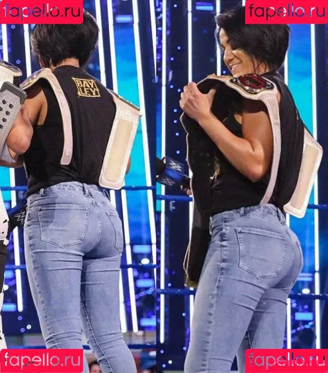 Bayley / Pamela Rose Martinez / bayley.r / https: / itsmebayley Onlyfans Photo Gallery 