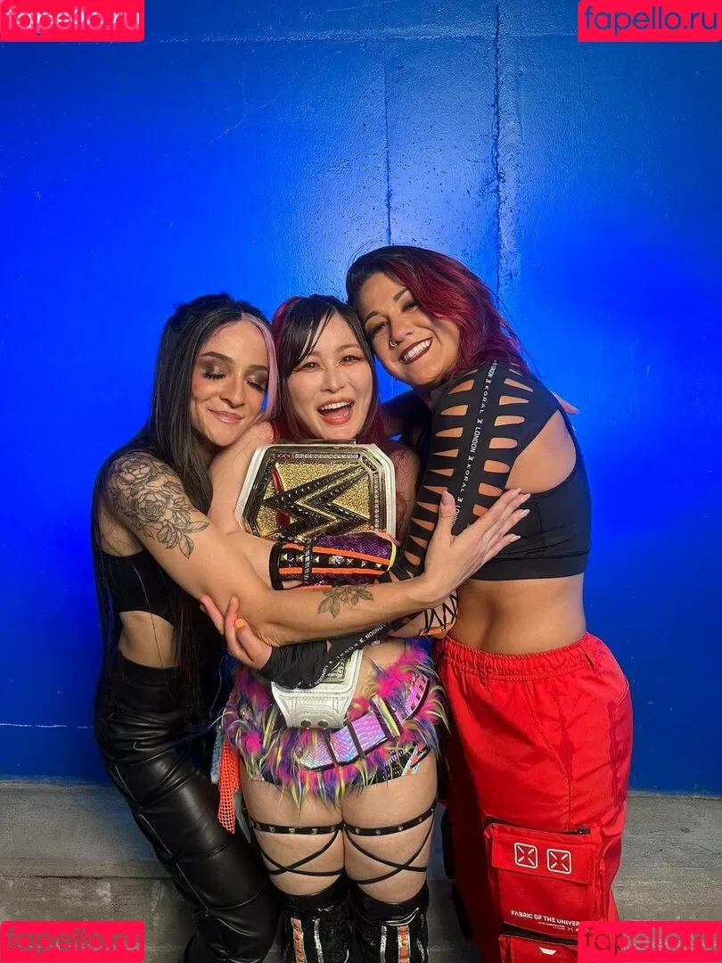 Bayley / Pamela Rose Martinez / bayley.r / https: / itsmebayley Onlyfans Photo Gallery 