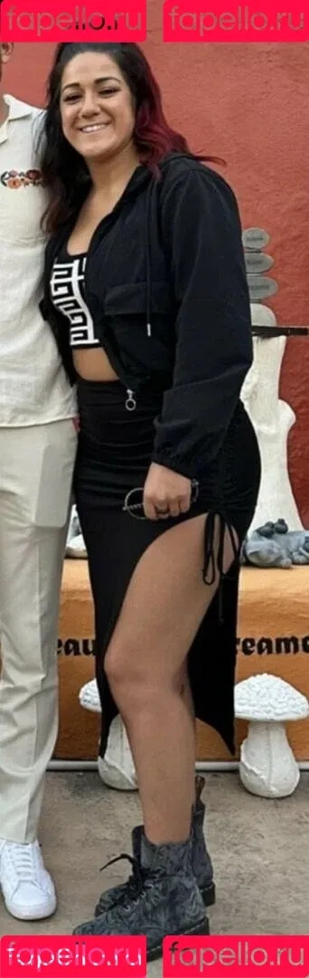 Bayley / Pamela Rose Martinez / bayley.r / https: / itsmebayley Onlyfans Photo Gallery 
