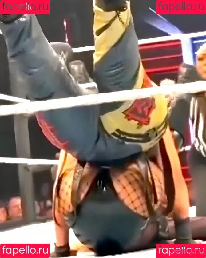 Bayley / Pamela Rose Martinez / bayley.r / https: / itsmebayley Onlyfans Photo Gallery 