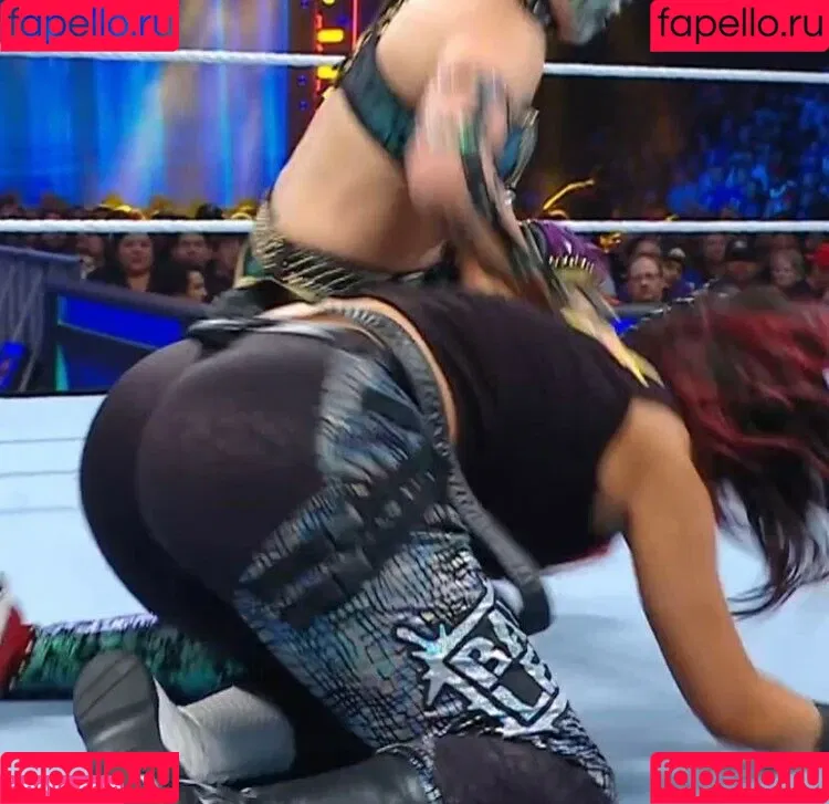 Bayley / Pamela Rose Martinez / bayley.r / https: / itsmebayley Onlyfans Photo Gallery 